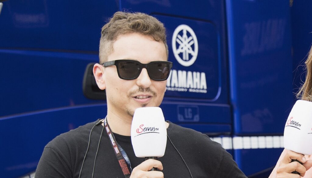 Jorge Lorenzo Revela La Historia De Yamaha Y Valentino Rossi Sportal Es