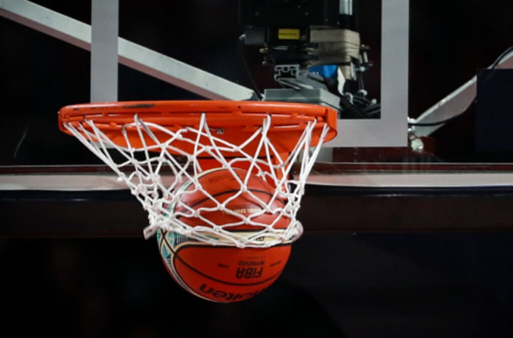 El baloncesto, no la serie A en la televisión de la Rai