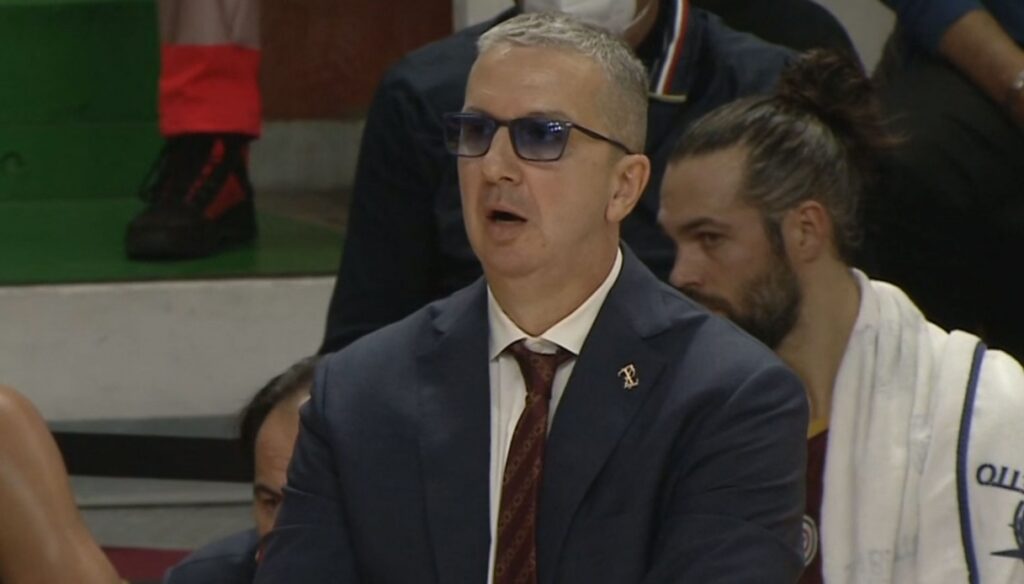 Reyer Venezia, De Raffaele teme el talento del Nápoles