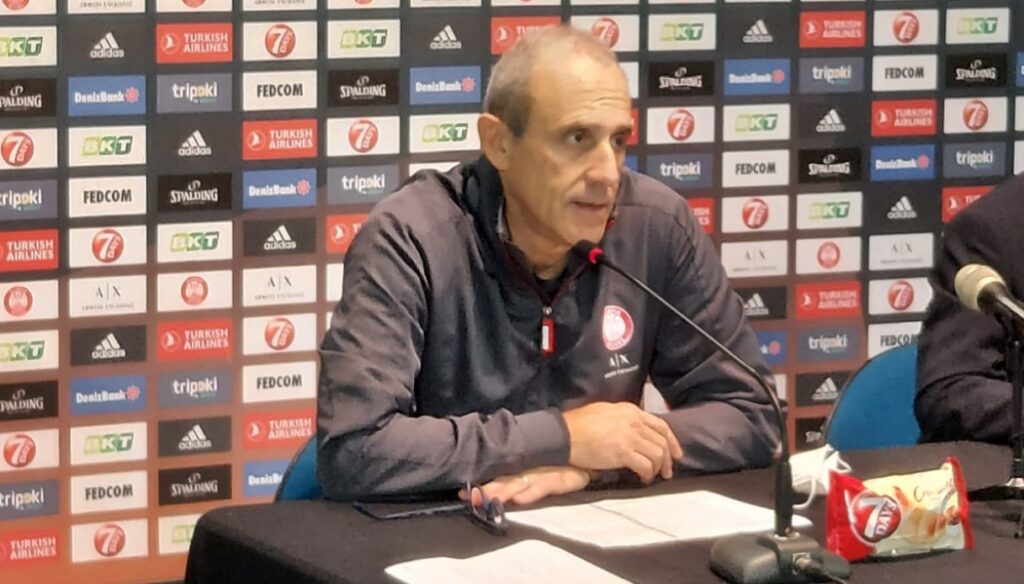 Reyer vence al Milan, Messina es de pocas palabras