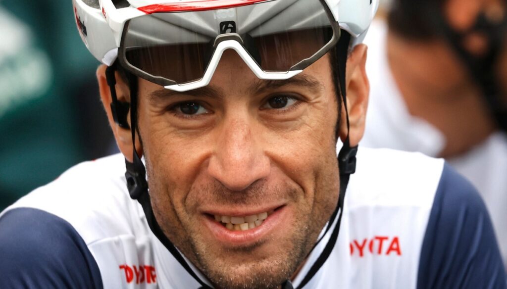 Vincenzo Nibali se arrepiente: «He tirado unos cuantos Giro
