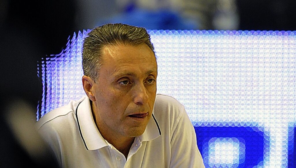 El Dinamo Sassari va a Verona, Piero Bucchi no baja la guardia