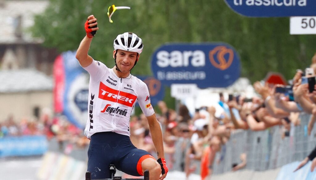 Giro 2023, Giulio Ciccone ya marca la primera meta