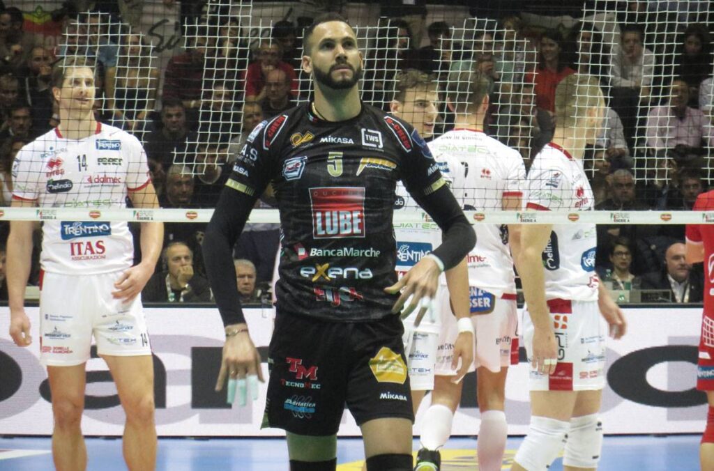 Osmany Juantorena piensa en el segundo punto de partido