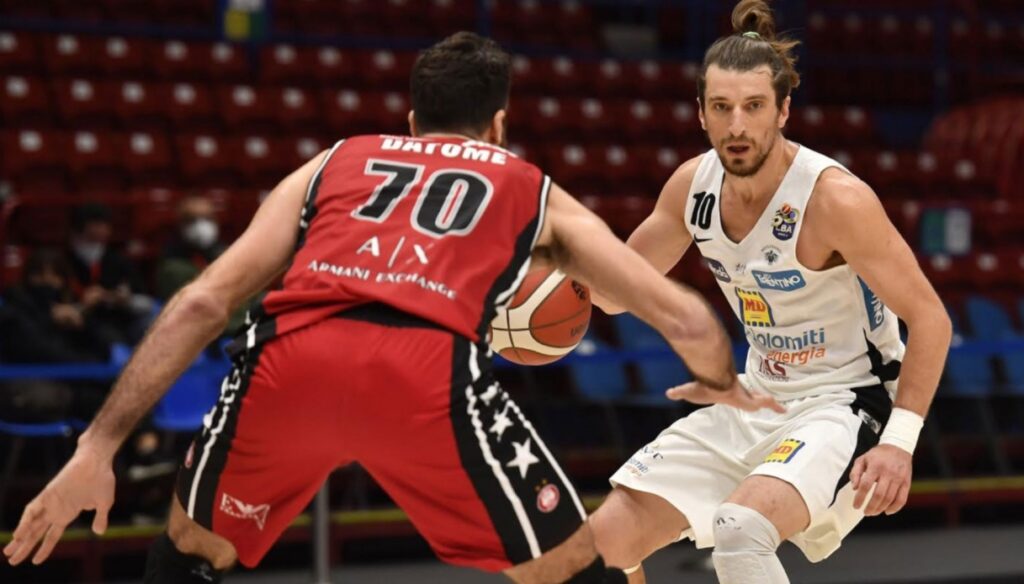 Forray y Trento avanzan juntos