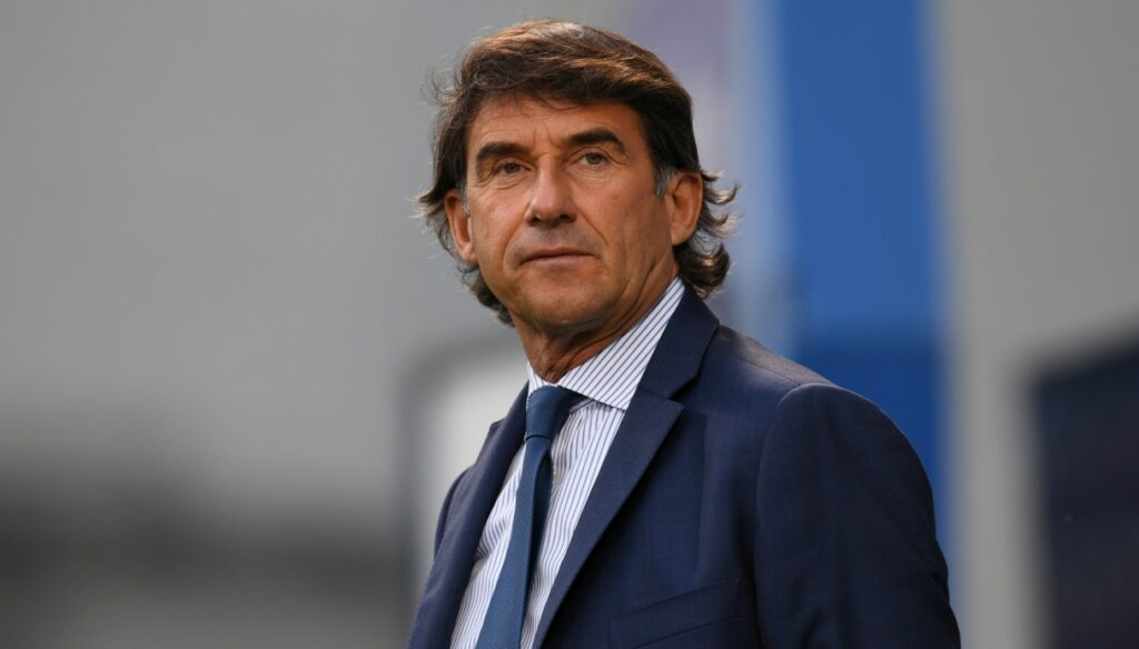 Giovanni Carnevali llama a los grandes nombres para Davide Frattesi