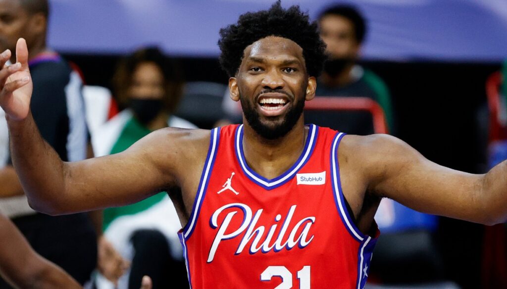 Play-offs de la NBA: Dallas y Philadelphia vuelven a empatar el partido