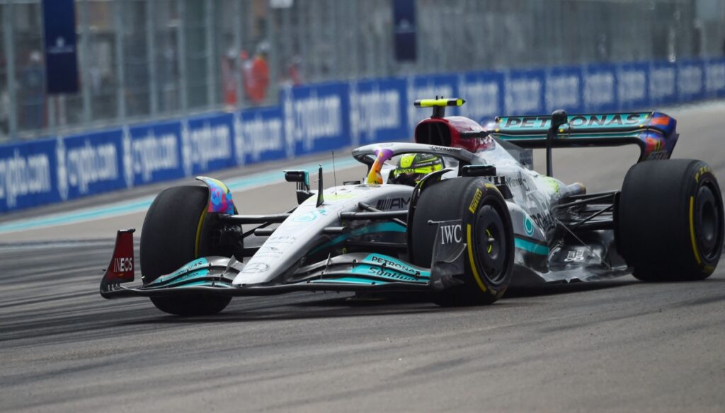 La amargura de Lewis Hamilton: sólo un motivo para sonreír