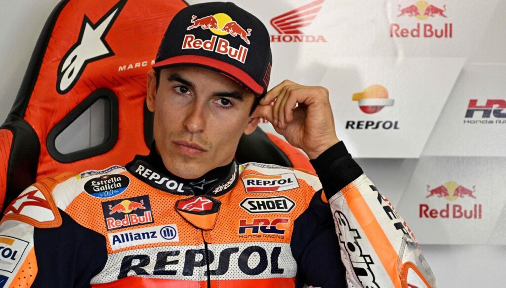 Alberto Puig pide ayuda para Marc Márquez