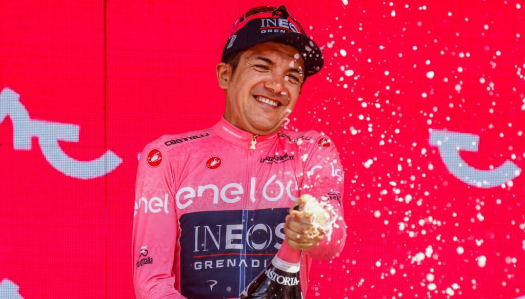 Giro 2022, Richard Carapaz ya no quiere quitárselo