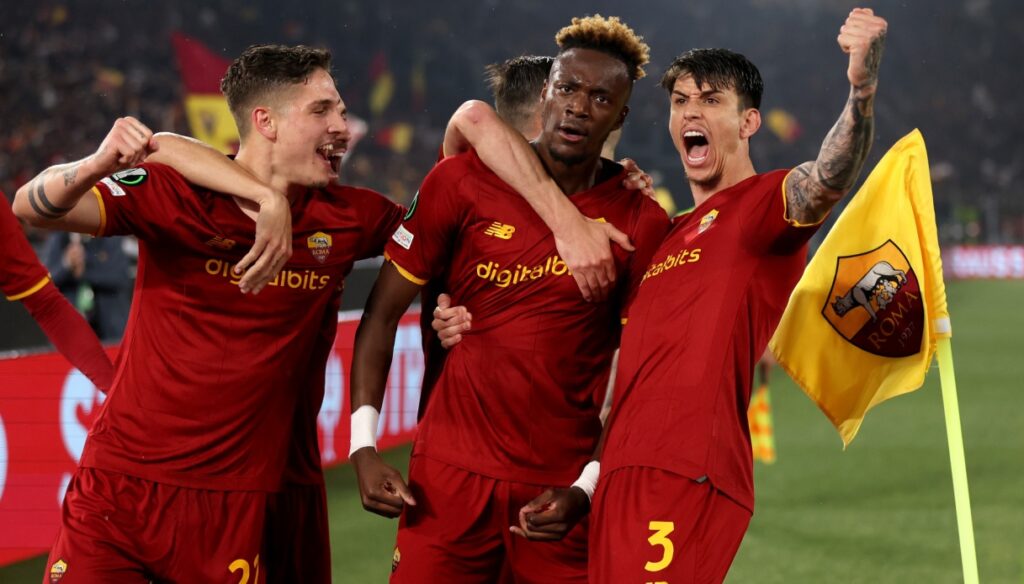 Liga de la Conferencia: Abraham envía a la Roma a la final