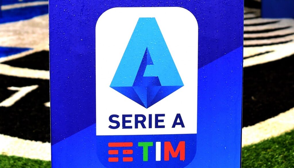 La Lega Serie A interviene: «Fuera racistas de los estadios».
