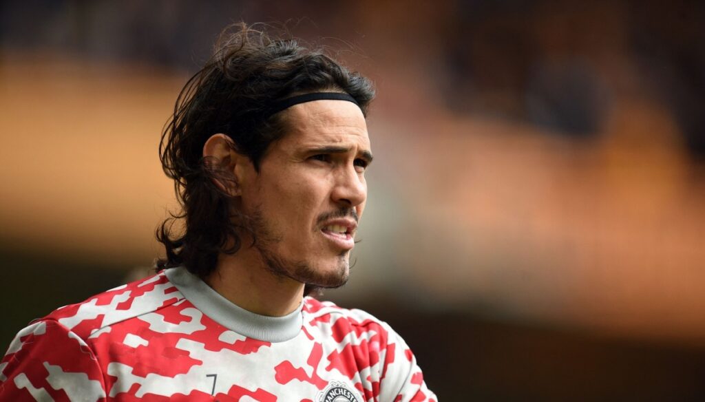 Dos opciones para Edinson Cavani: no volverá a Italia