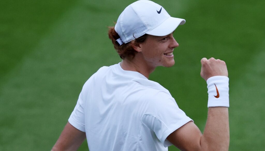 Wimbledon: Jannik Sinner elimina a Wawrinka y Fabio Fognini no puede con Carlos Alcaraz