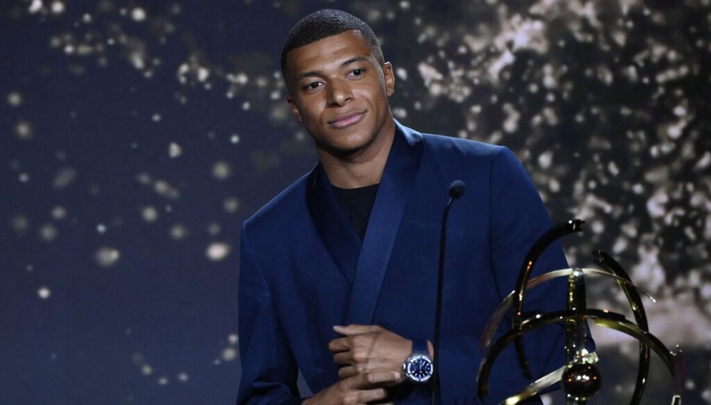 El corazón de oro de Mbappé: el hermoso gesto para el joven hincha enfermo