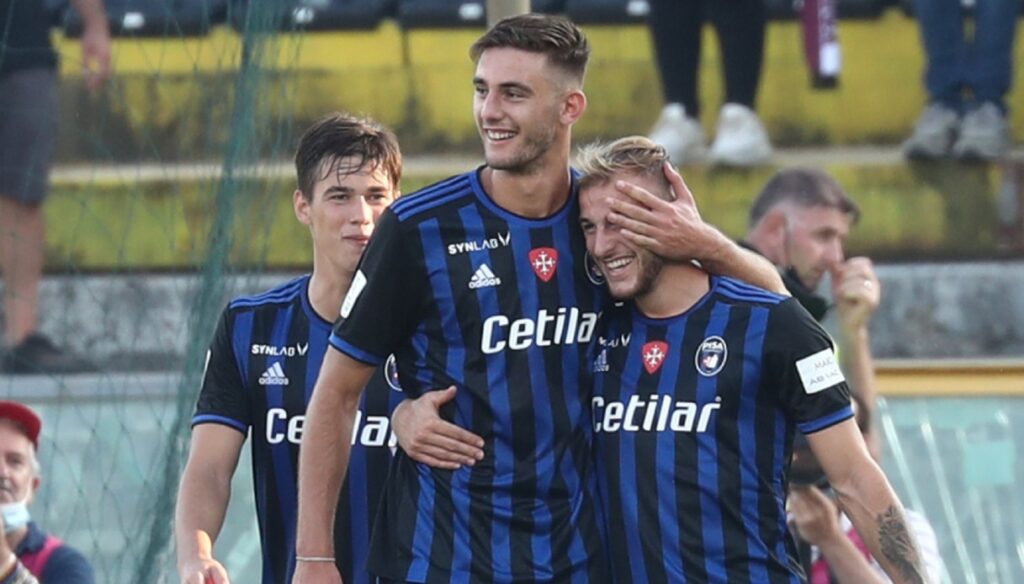 Pisa y Lorenzo Lucca podrían aterrizar en la Serie A