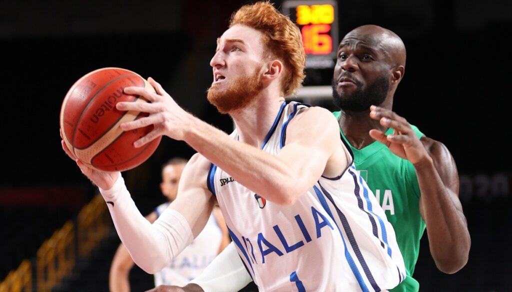 Nico Mannion, se abre una ventana para numerosos pretendientes