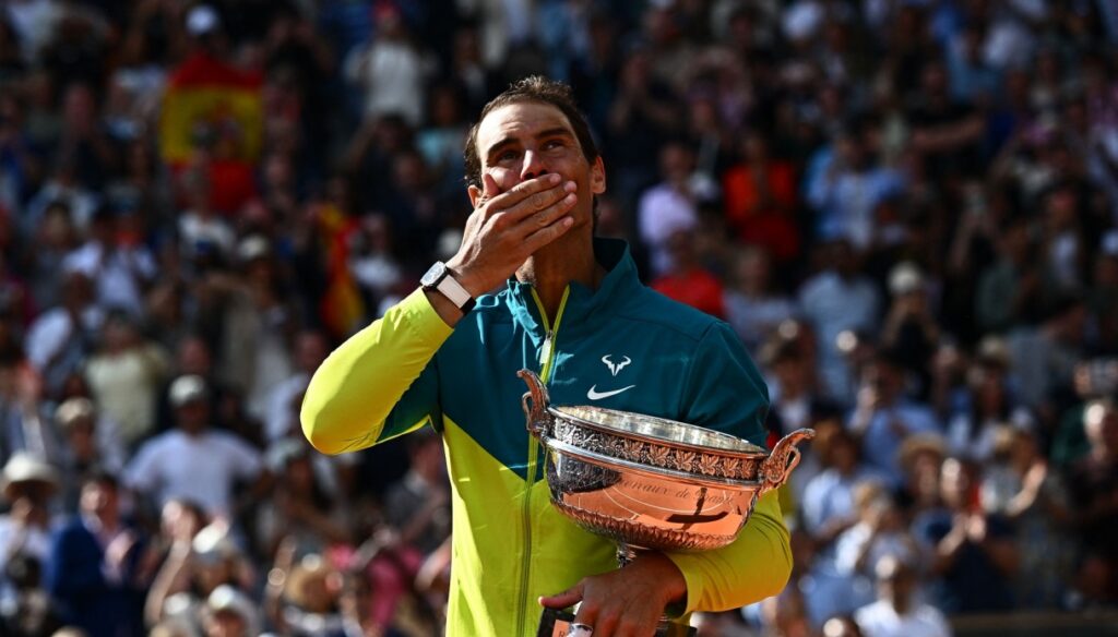 Rafael Nadal tranquiliza a sus fans