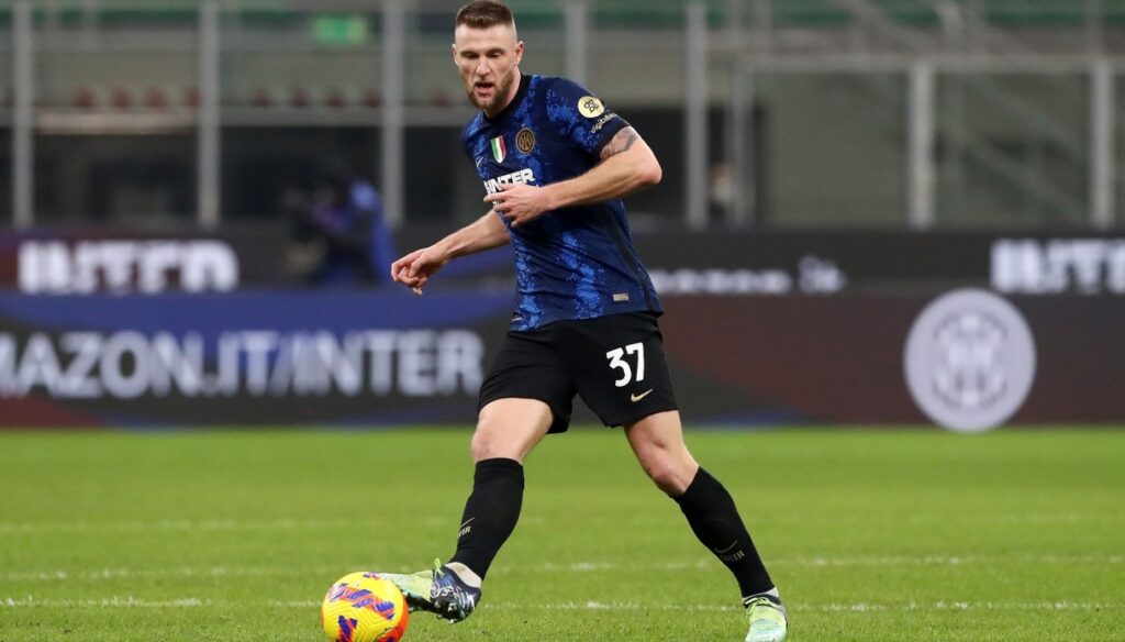 Inter, Skriniar puede quedarse: el Psg tiene una alternativa