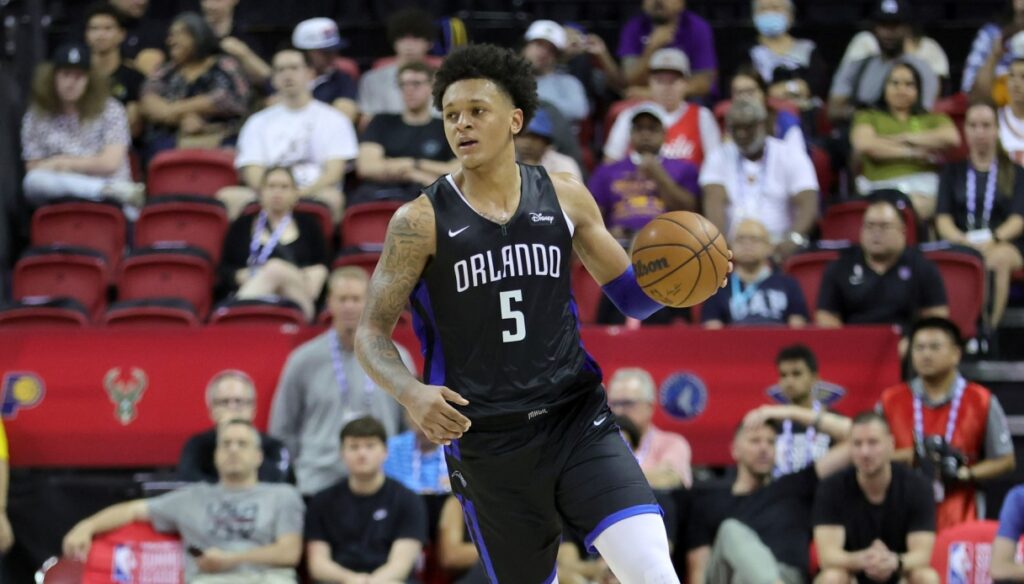 NBA: Paolo Banchero gana, Simone Fontecchio pierde