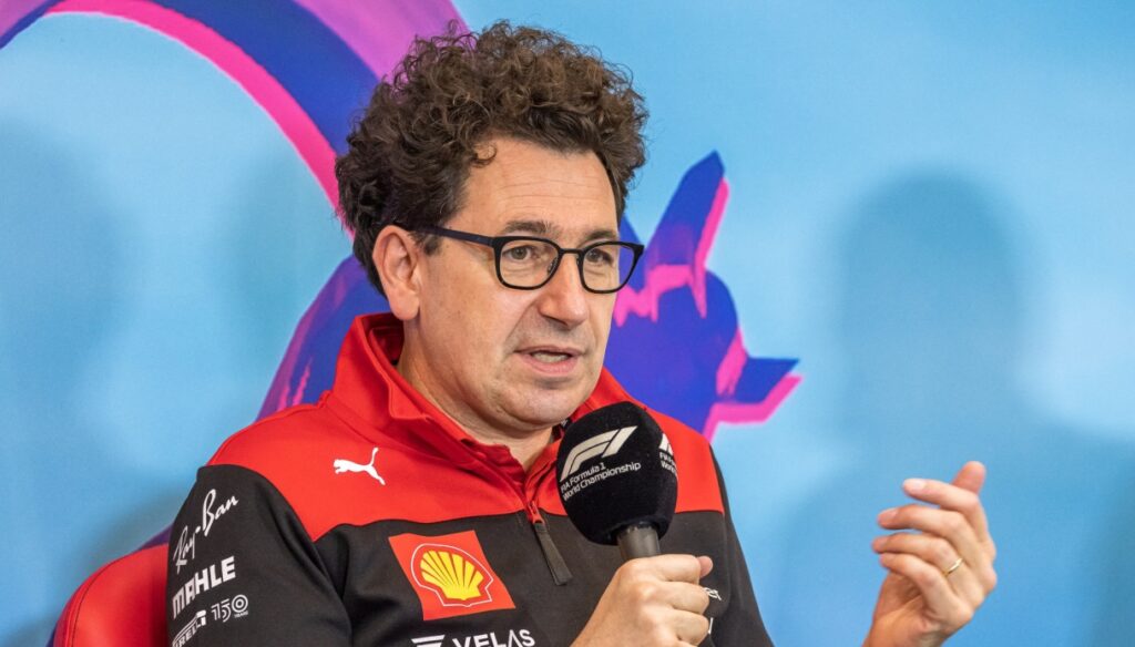 F1 Ferrari, presión sobre Mattia Binotto: «En riesgo en la pausa de verano