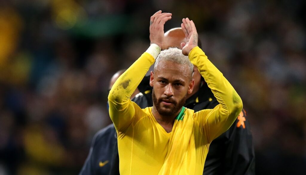 Neymar sorprende al PSG