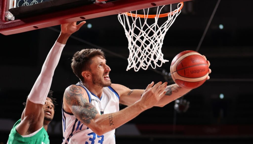 Virtus Bolonia, otro obstáculo para Achille Polonara
