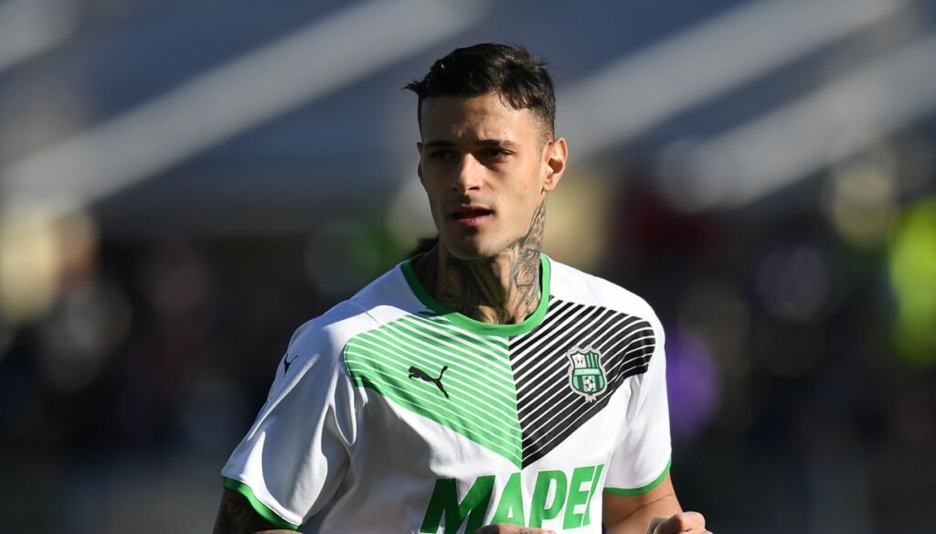 Sassuolo, decidido el futuro de Gianluca Scamacca