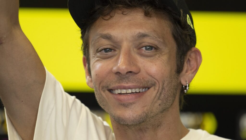 Valentino Rossi se lleva otro gran aplauso