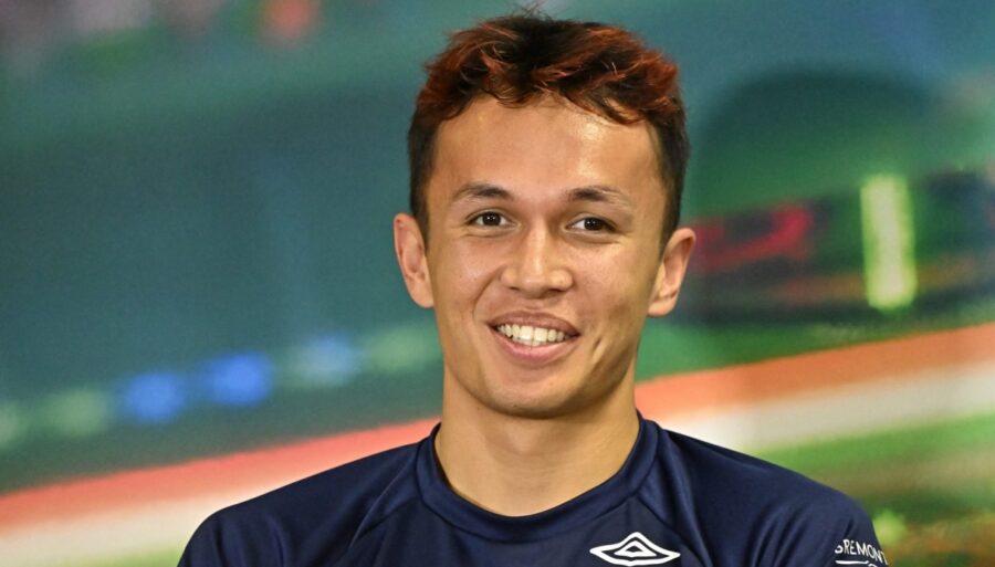 F1, Alex Albon envía un picante mensaje a Oscar Piastri