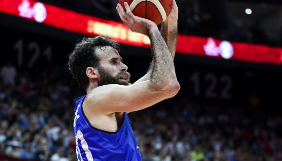 Olimpia Milano, Gigi Datome claro en el desafío contra el Virtus Bologna