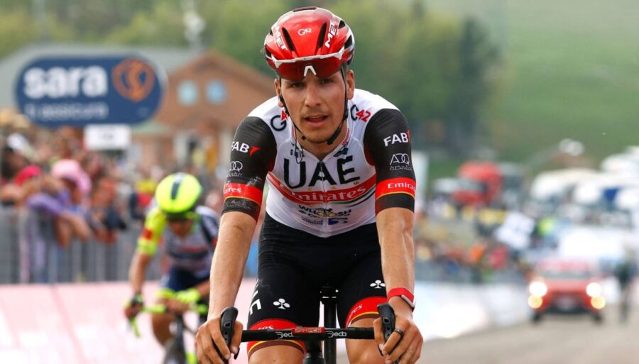 UAE Team Emirates en el escenario de España: también hay un italiano