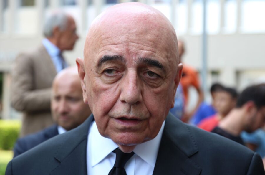 Galliani desmiente los rumores de despido de Stroppa