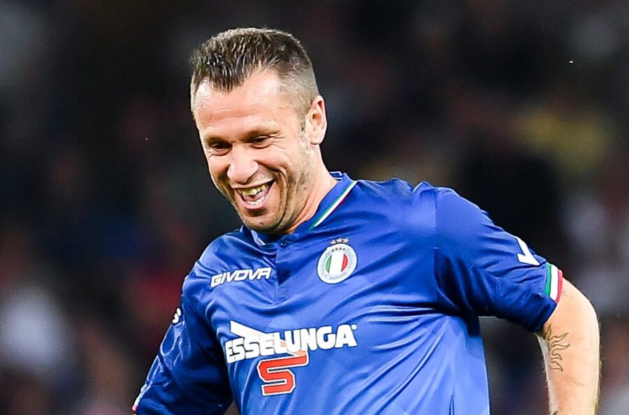 Antonio Cassano promueve el regreso de Mario Balotelli a la Serie A