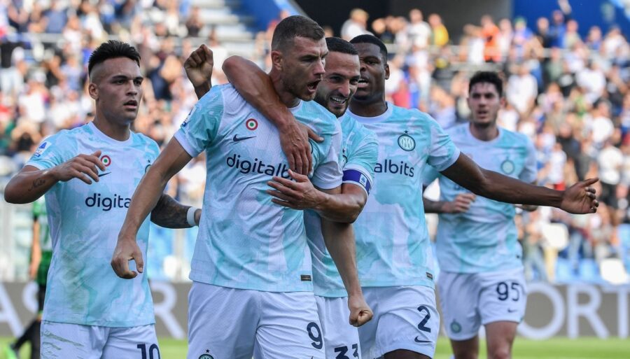 Inter, otro golpe: un delantero se para.