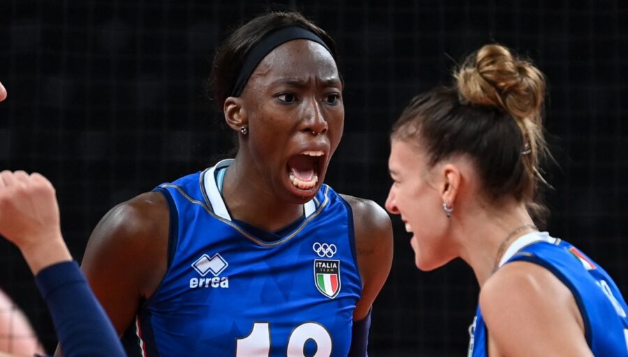 Paola Egonu suelta una pregunta vergonzosa: ya puede dejar la selección