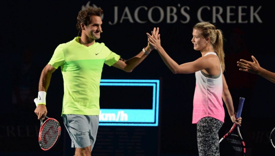 Eugenie Bouchard glorifica a Roger Federer