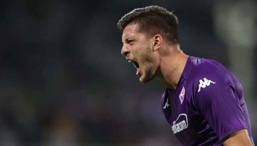 La Fiorentina, a hombros de Luka Jovic: el Basaksehir domina el 2-1