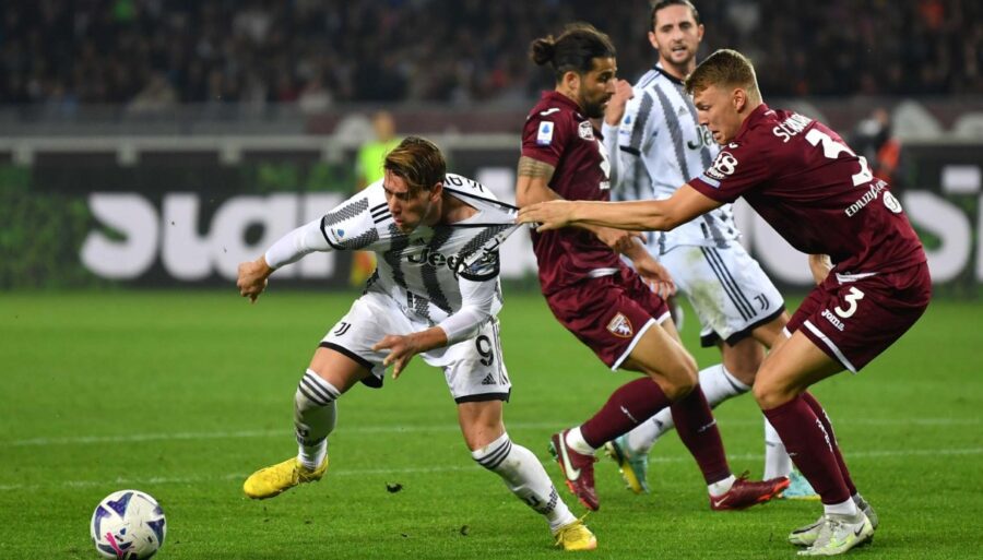 La Juventus remonta en el derbi contra el Torino: el gol de Dusan Vlahovic decide