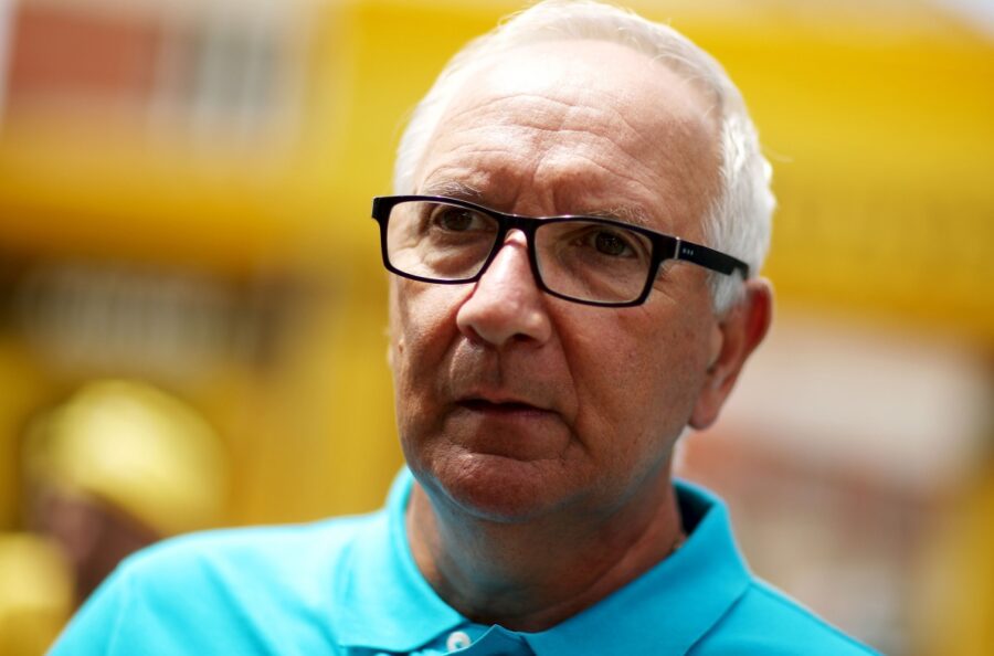 Giuseppe Martinelli se libra del heredero de Vincenzo Nibali