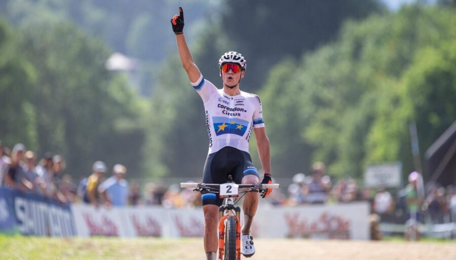 Ciclismo, Mathieu Van der Poel vuelve a la nieve