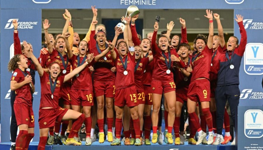 Supercopa Femenina, el Roma triunfa en los penaltis