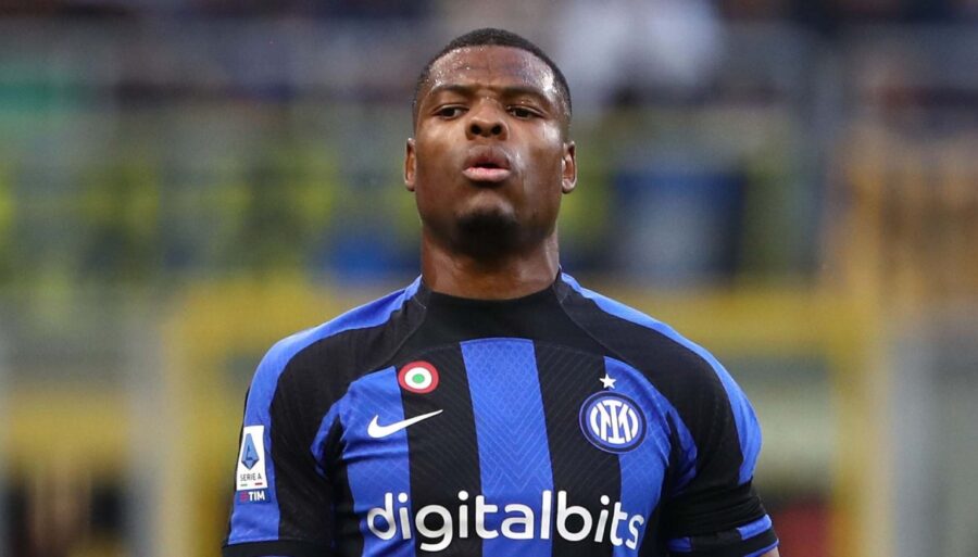 El Inter de Milán y el Chelsea, dispuestos a ir en serio a por Denzel Dumfries