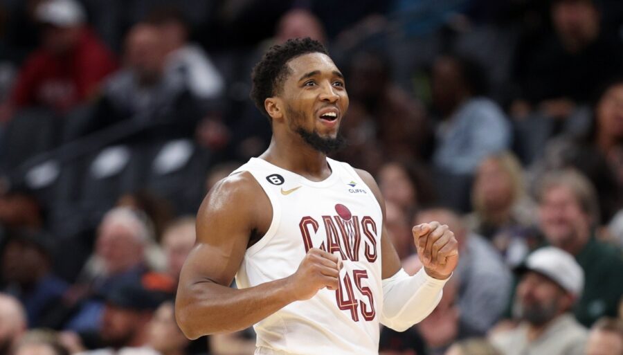 NBA, Los Angeles Lakers vencidos por el talento de Donovan Mitchell