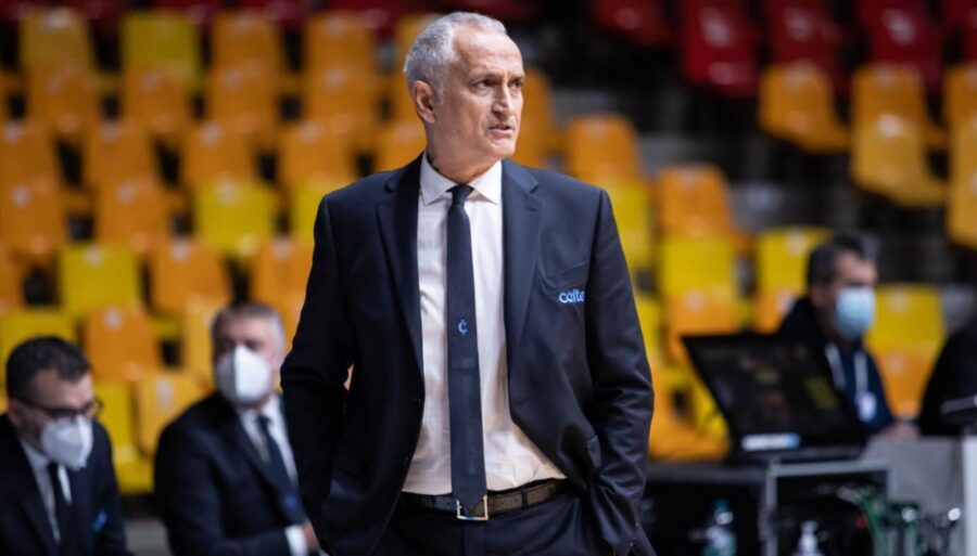 Nápoles: Cesare Pancotto perfila su estrategia ante el Olimpia de Milán