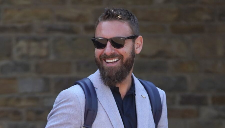 Serie B: De Rossi vence a Inzaghi, Cheddira hunde a Pecchia