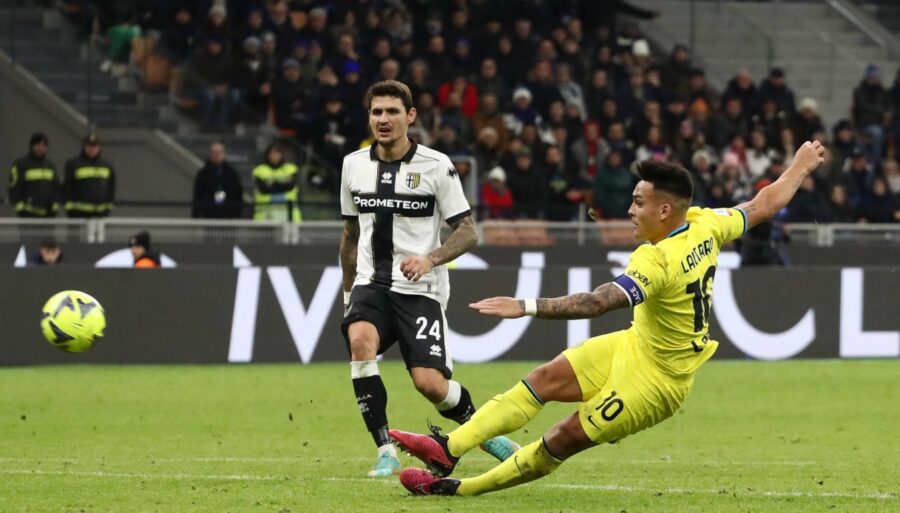 Susto para el Inter: Lautaro y Acerbi ponen patas arriba al Parma