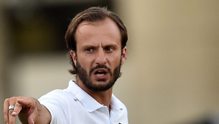 Génova: Gilardino no baja la guardia ante el Módena