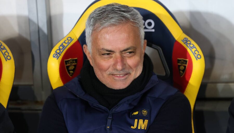 José Mourinho, listo para bromear con el Psg
