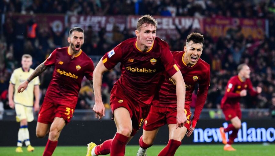 La Roma vence por la mínima al Verona, pero Abraham cae